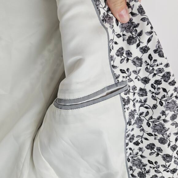 J. Ferrar Men’s 36S Slim Fit Floral Blazer White Gray Modern Statement Jacket - Picture 5 of 13